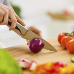 Mencegah Reaksi Alergi Makanan di Rumah dan di Restoran